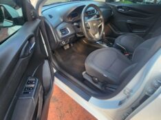 CHEVROLET ONIX 1.4 AT LTZ 2015/2015 FERNANDO AUTOMÓVEIS | REVENDA DE CARROS ARROIO DO MEIO ARROIO DO MEIO / Carros no Vale