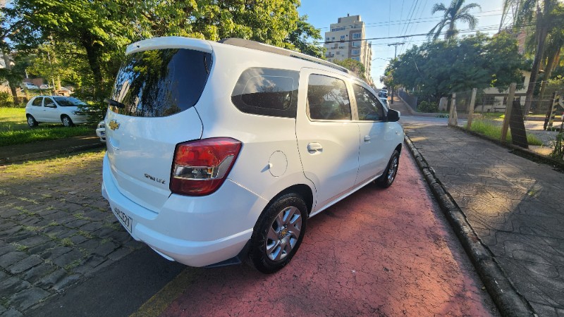CHEVROLET SPIN 1.8 LTZ 2013/2013 FERNANDO AUTOMÓVEIS | REVENDA DE CARROS ARROIO DO MEIO ARROIO DO MEIO / Carros no Vale