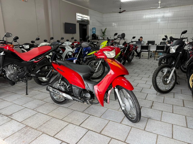 HONDA MOTOS C100 BIZ ES 2013/2013 LECO MOTOS VENÂNCIO AIRES / Carros no Vale