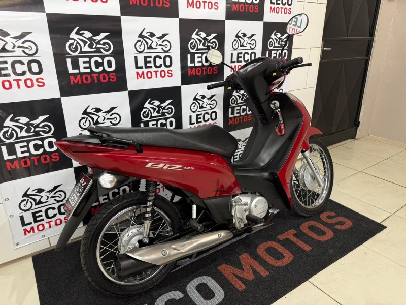 HONDA MOTOS BIZ 125 ES 2014/2014 LECO MOTOS VENÂNCIO AIRES / Carros no Vale