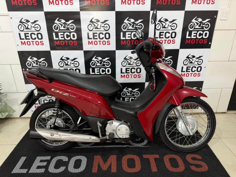 HONDA MOTOS BIZ 125 ES 2014/2014 LECO MOTOS VENÂNCIO AIRES / Carros no Vale