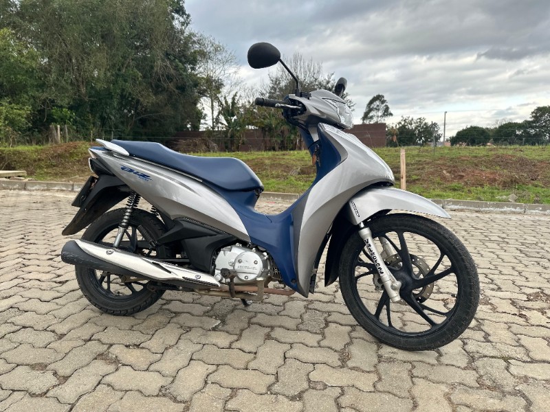 HONDA MOTOS BIZ 125 2021/2021 LECO MOTOS VENÂNCIO AIRES / Carros no Vale