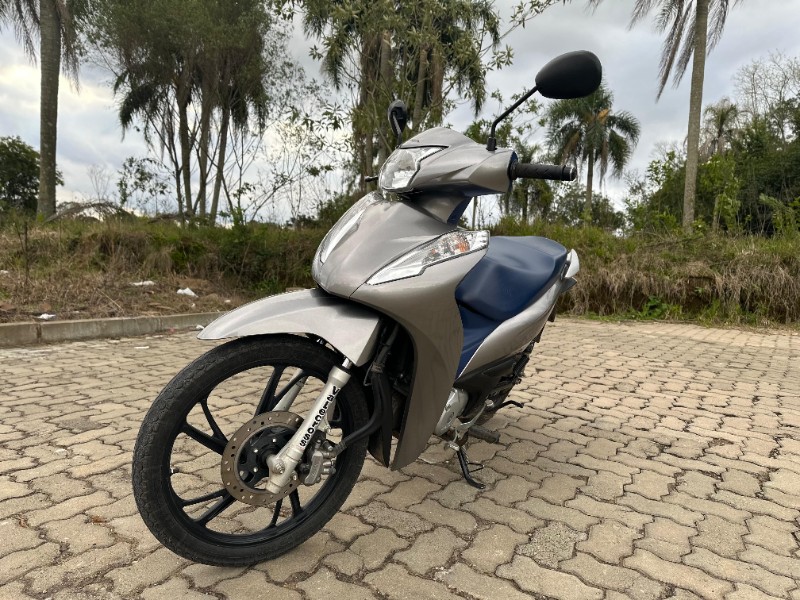 HONDA MOTOS BIZ 125 2021/2021 LECO MOTOS VENÂNCIO AIRES / Carros no Vale