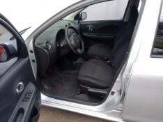 NISSAN MARCH 1.6 S 2012/2013 ALTERNATIVA VEÍCULOS LAJEADO / Carros no Vale