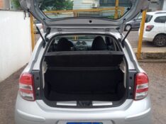 NISSAN MARCH 1.6 S 2012/2013 ALTERNATIVA VEÍCULOS LAJEADO / Carros no Vale