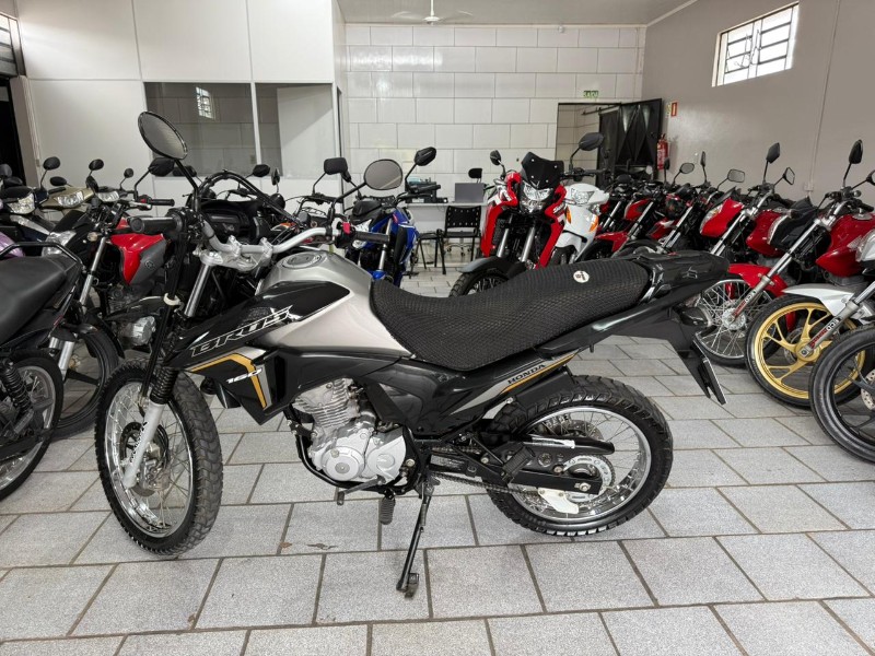 HONDA MOTOS NXR 160 BROS ESDD 2023/2023 LECO MOTOS VENÂNCIO AIRES / Carros no Vale