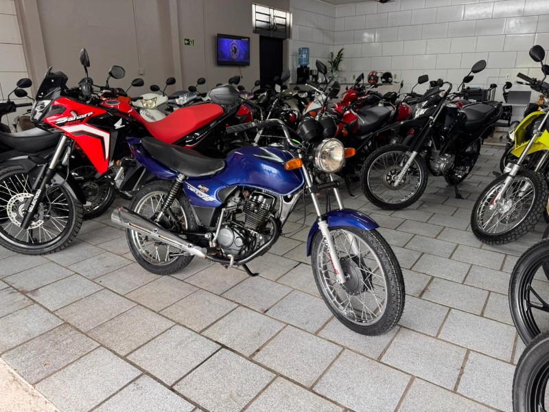 HONDA MOTOS CG 125 FAN KS 2005/2005 LECO MOTOS VENÂNCIO AIRES / Carros no Vale