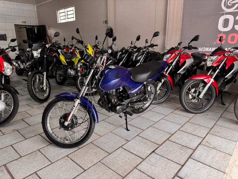 HONDA MOTOS CG 125 FAN KS 2005/2005 LECO MOTOS VENÂNCIO AIRES / Carros no Vale