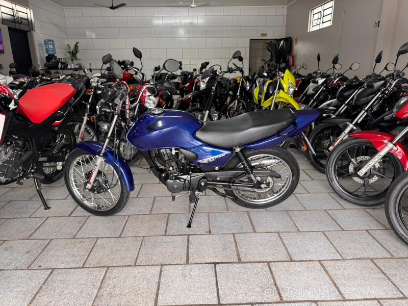 HONDA MOTOS CG 125 FAN KS 2005/2005 LECO MOTOS VENÂNCIO AIRES / Carros no Vale