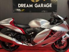 SUZUKI MOTOS GSX 1300 R HAYABUSA /2024 EXCLUSIVO VEÍCULOS SANTA CRUZ DO SUL / Carros no Vale