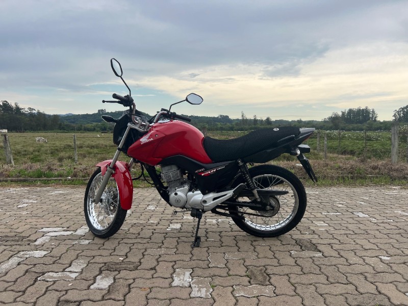 HONDA MOTOS CG 150 FAN ESDI 2014/2014 LECO MOTOS VENÂNCIO AIRES / Carros no Vale
