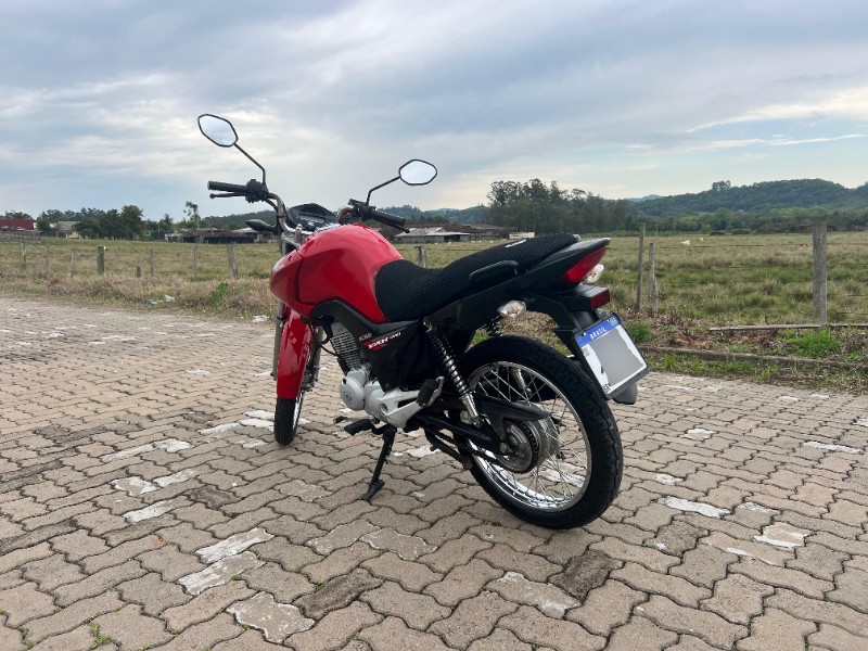 HONDA MOTOS CG 150 FAN ESDI 2014/2014 LECO MOTOS VENÂNCIO AIRES / Carros no Vale