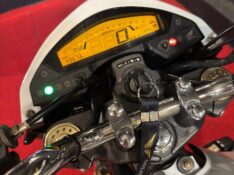 HONDA MOTOS CB 600F HORNET /2013 EXCLUSIVO VEÍCULOS SANTA CRUZ DO SUL / Carros no Vale