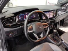 VOLKSWAGEN NIVUS 1.0 200 TSI TOTAL FLEX HIGHLINE AUTOMÁTICO 2021/2021 TIAGO AUTOMÓVEIS VENÂNCIO AIRES / Carros no Vale