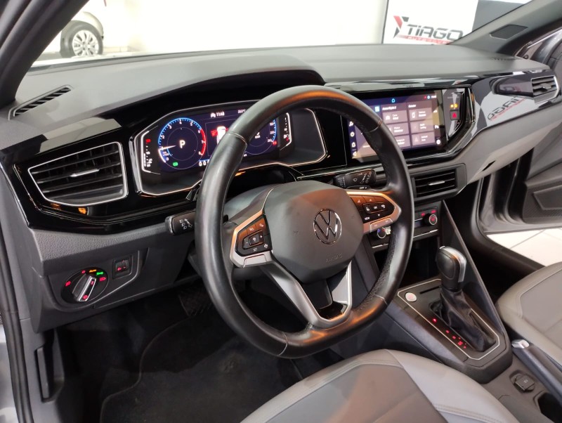 VOLKSWAGEN NIVUS 1.0 200 TSI TOTAL FLEX HIGHLINE AUTOMÁTICO 2021/2021 TIAGO AUTOMÓVEIS VENÂNCIO AIRES / Carros no Vale