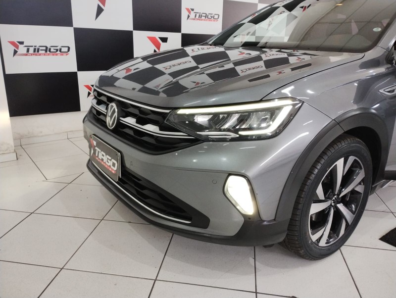 VOLKSWAGEN NIVUS 1.0 200 TSI TOTAL FLEX HIGHLINE AUTOMÁTICO 2021/2021 TIAGO AUTOMÓVEIS VENÂNCIO AIRES / Carros no Vale