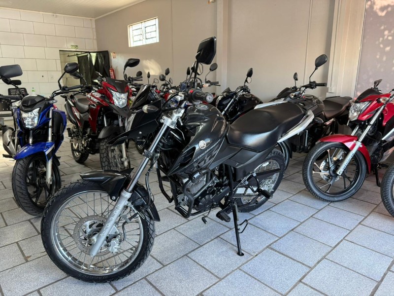 YAMAHA XTZ150 2021/2021 LECO MOTOS VENÂNCIO AIRES / Carros no Vale