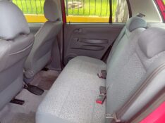 VOLKSWAGEN FOX 1.0 2004/2005 ALTERNATIVA VEÍCULOS LAJEADO / Carros no Vale