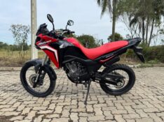 HONDA MOTOS XRE 300 2025/2025 LECO MOTOS VENÂNCIO AIRES / Carros no Vale