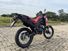 HONDA MOTOS XRE 300 2025/2025 LECO MOTOS VENÂNCIO AIRES / Carros no Vale