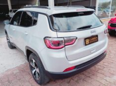 JEEP COMPASS 2.0 16V LONGITUDE /2018 CHIMA VEÍCULOS VENÂNCIO AIRES / Carros no Vale