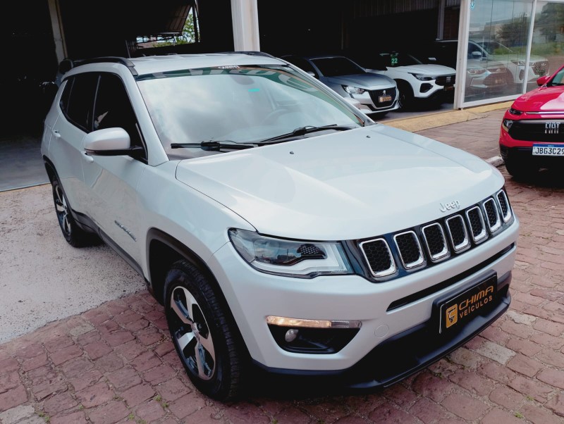 JEEP COMPASS 2.0 16V LONGITUDE /2018 CHIMA VEÍCULOS VENÂNCIO AIRES / Carros no Vale