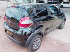 FIAT MOBI LIKE 1.0 FIRE FLEX 5P. /2022 CHIMA VEÍCULOS VENÂNCIO AIRES / Carros no Vale