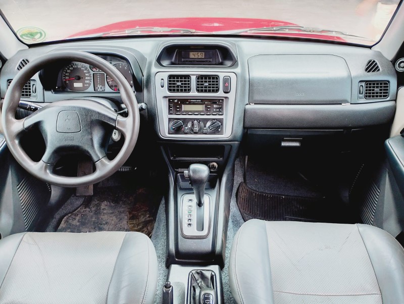 MITSUBISHI PAJERO TR4 4X4 AUTOMÁTICA /2006 CHIMA VEÍCULOS VENÂNCIO AIRES / Carros no Vale