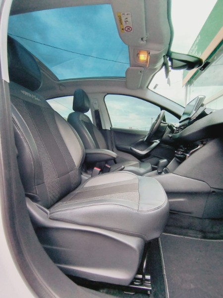 PEUGEOT 208 URBANTECH 1.6 AUT /2018 CHIMA VEÍCULOS VENÂNCIO AIRES / Carros no Vale