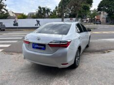 TOYOTA COROLLA GLI UPPER 1.8 16V FLEX 2019/2019 LS MULTIMARCAS VENÂNCIO AIRES / Carros no Vale