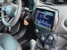 JEEP RENEGADE 1.3 T270 LONGITUDE FLEX /2022 CHIMA VEÍCULOS VENÂNCIO AIRES / Carros no Vale