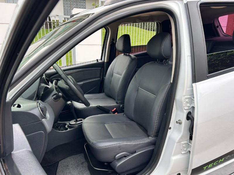 RENAULT DUSTER DYNAMIQUE 2.0 FLEX 16V AUT. 2014/2014 LS MULTIMARCAS VENÂNCIO AIRES / Carros no Vale RENAULT DUSTER DYNAMIQUE 2.0 FLEX 16V AUT. 2014/2014 LS MULTIMARCAS VENÂNCIO AIRES / Carros no Vale