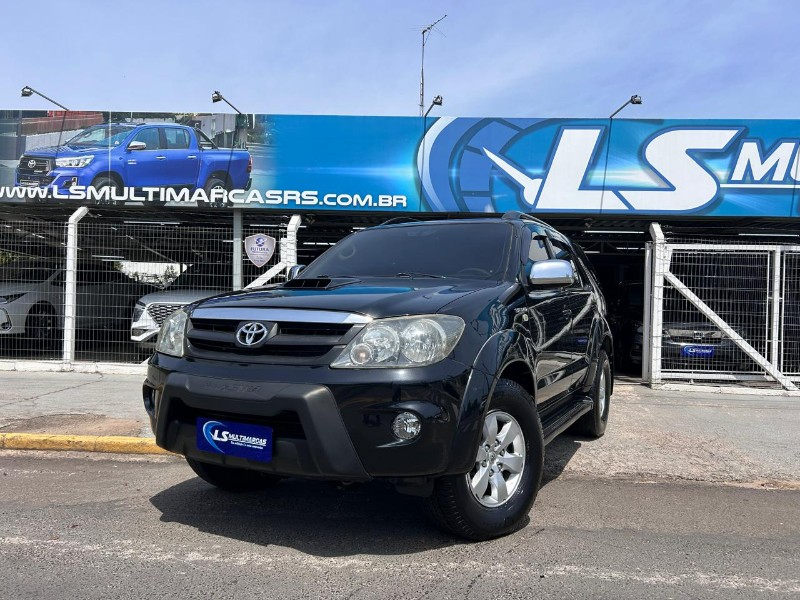 TOYOTA HILUX SW4 SRV D4-D 4X4 3.0 TDI DIES. AUT 2008/2008 LS MULTIMARCAS VENÂNCIO AIRES / Carros no Vale