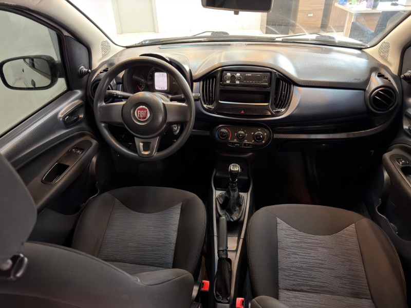 FIAT UNO ATRACTIVE 1.0 2019/2019 LUCAS AUTOMÓVEIS BOM RETIRO DO SUL / Carros no Vale