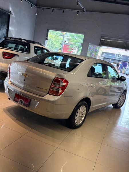 CHEVROLET COBALT 1.4 LTZ 8V 2014/2015 JM AUTOMÓVEIS VENÂNCIO AIRES / Carros no Vale