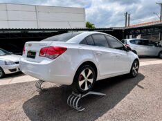 CHEVROLET CRUZE LT 1.8 16V FLEXPOWER 4P MEC. /2014 AR MULTIMARCAS VENÂNCIO AIRES / Carros no Vale