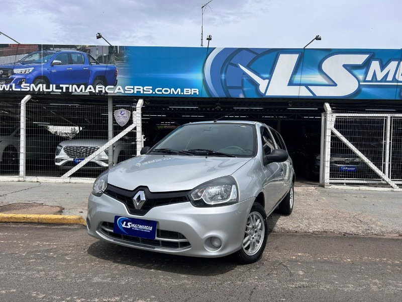 RENAULT CLIO 1.0 EXPRESSION 16V FLEX 4P MANUAL 2015/2015 LS MULTIMARCAS VENÂNCIO AIRES / Carros no Vale