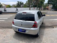 RENAULT CLIO 1.0 EXPRESSION 16V FLEX 4P MANUAL 2015/2015 LS MULTIMARCAS VENÂNCIO AIRES / Carros no Vale