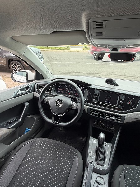 VOLKSWAGEN POLO 1.0 TSI 200 COMFORTLINE 2020/2021 BOSCO AUTOMÓVEIS GUAPORÉ / Carros no Vale