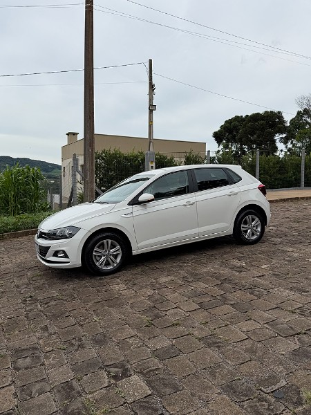 VOLKSWAGEN POLO 1.0 TSI 200 COMFORTLINE 2020/2021 BOSCO AUTOMÓVEIS GUAPORÉ / Carros no Vale