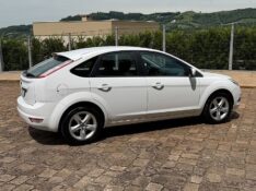 FORD FOCUS HATCH 1.6 GLX 2013/2013 BOSCO AUTOMÓVEIS GUAPORÉ / Carros no Vale