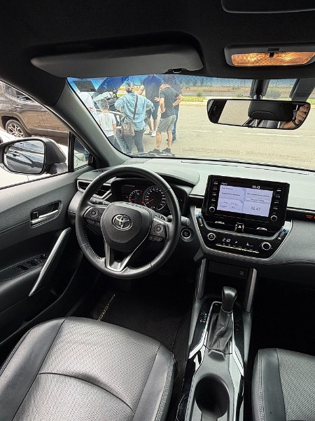TOYOTA COROLLA CROSS XRE 2.0 16V FLEX AUT. 2022/2022 BOSCO AUTOMÓVEIS GUAPORÉ / Carros no Vale