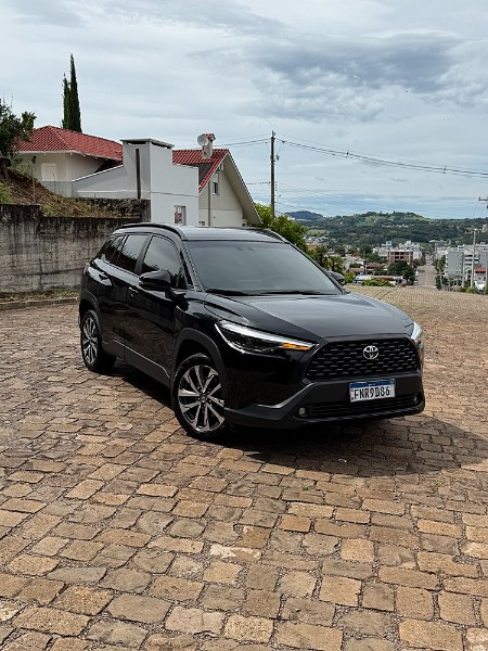 TOYOTA COROLLA CROSS XRE 2.0 16V FLEX AUT. 2022/2022 BOSCO AUTOMÓVEIS GUAPORÉ / Carros no Vale
