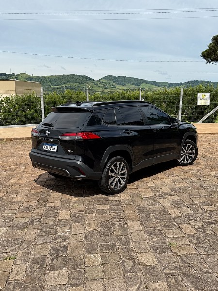 TOYOTA COROLLA CROSS XRE 2.0 16V FLEX AUT. 2022/2022 BOSCO AUTOMÓVEIS GUAPORÉ / Carros no Vale