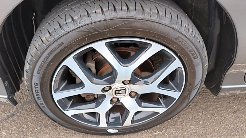 HONDA CITY 1.5 SPORT 16V FLEX 4P MANUAL 2013/2014 ADRIANO VEÍCULOS CRUZEIRO DO SUL / Carros no Vale