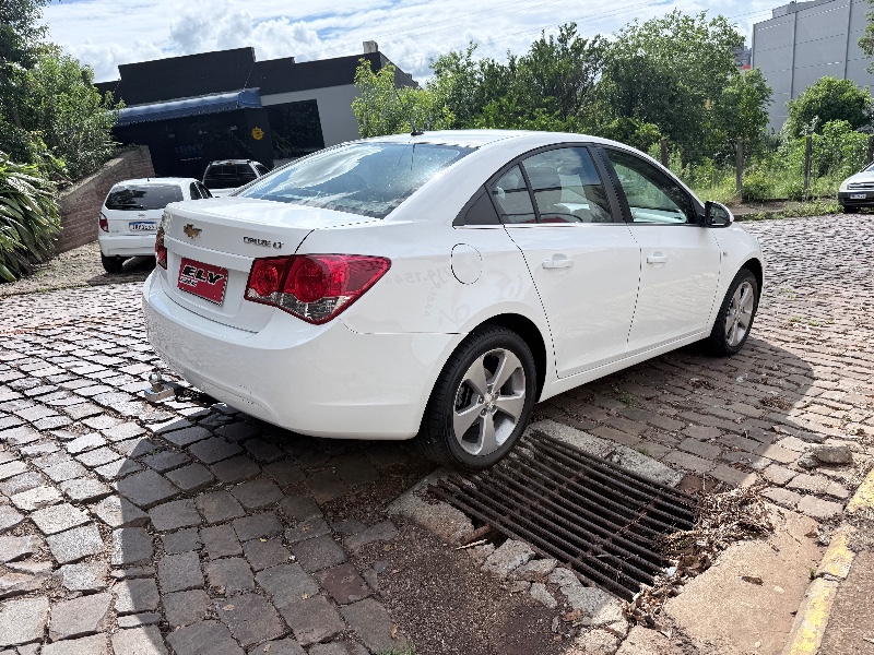 CHEVROLET CRUZE LT 1.8 16V FLEXPOWER 4P AUT. 2014/2014 ELY AUTOMÓVEIS LAJEADO / Carros no Vale