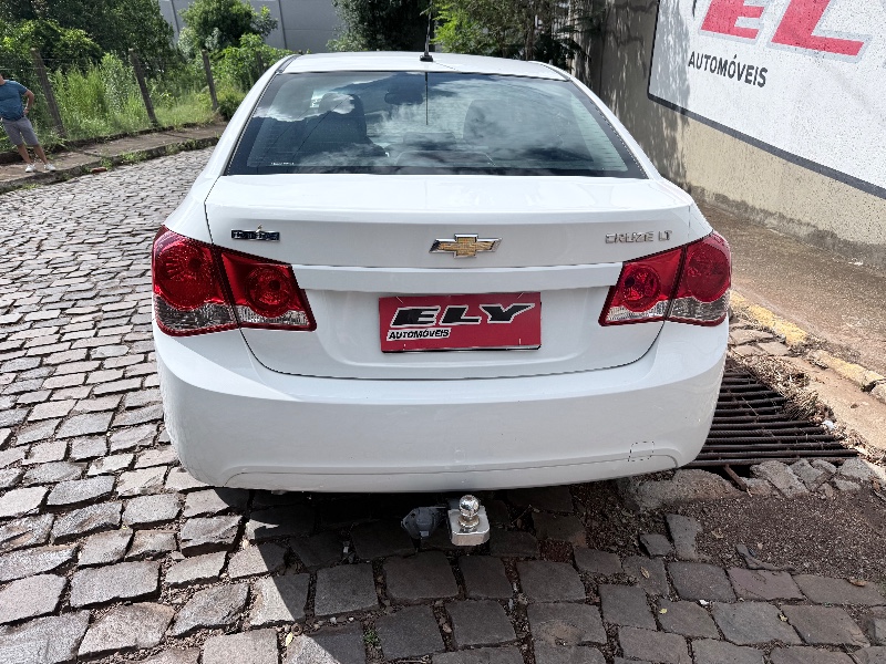 CHEVROLET CRUZE LT 1.8 16V FLEXPOWER 4P AUT. 2014/2014 ELY AUTOMÓVEIS LAJEADO / Carros no Vale