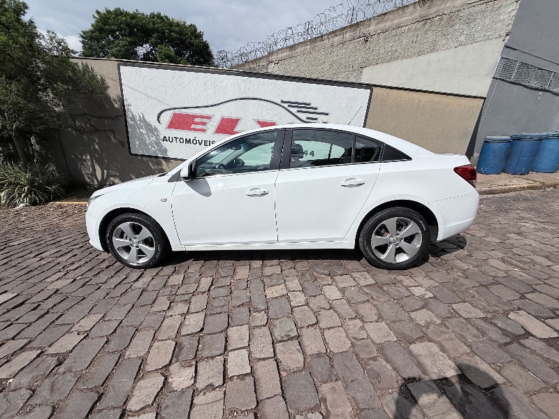 CHEVROLET CRUZE LT 1.8 16V FLEXPOWER 4P AUT. 2014/2014 ELY AUTOMÓVEIS LAJEADO / Carros no Vale