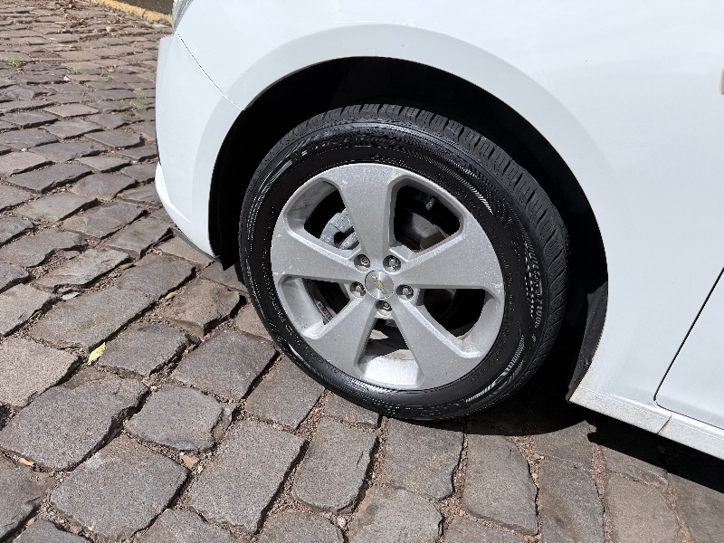 CHEVROLET CRUZE LT 1.8 16V FLEXPOWER 4P AUT. 2014/2014 ELY AUTOMÓVEIS LAJEADO / Carros no Vale