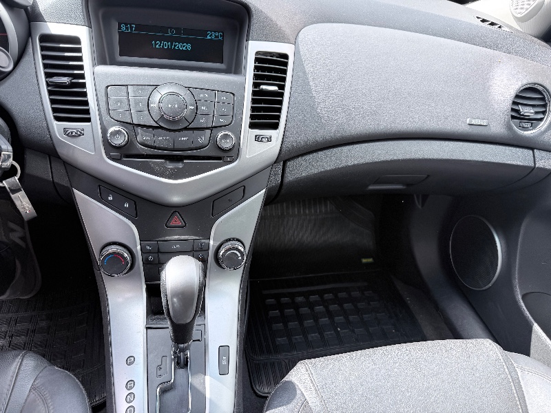 CHEVROLET CRUZE LT 1.8 16V FLEXPOWER 4P AUT. 2014/2014 ELY AUTOMÓVEIS LAJEADO / Carros no Vale